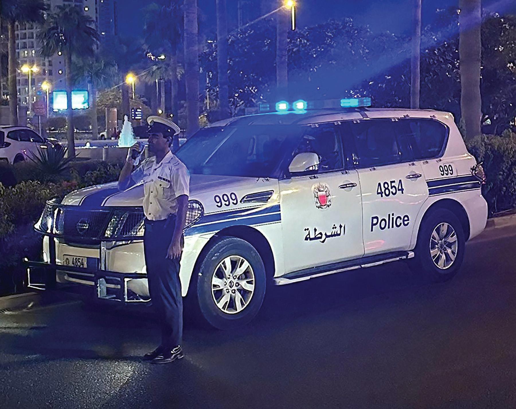 رصد الظواهر السلبية والملاحظات التي يبديها المواطنون ووضع الحلول اللازمة  لها - صحيفة الأيام البحرينية
