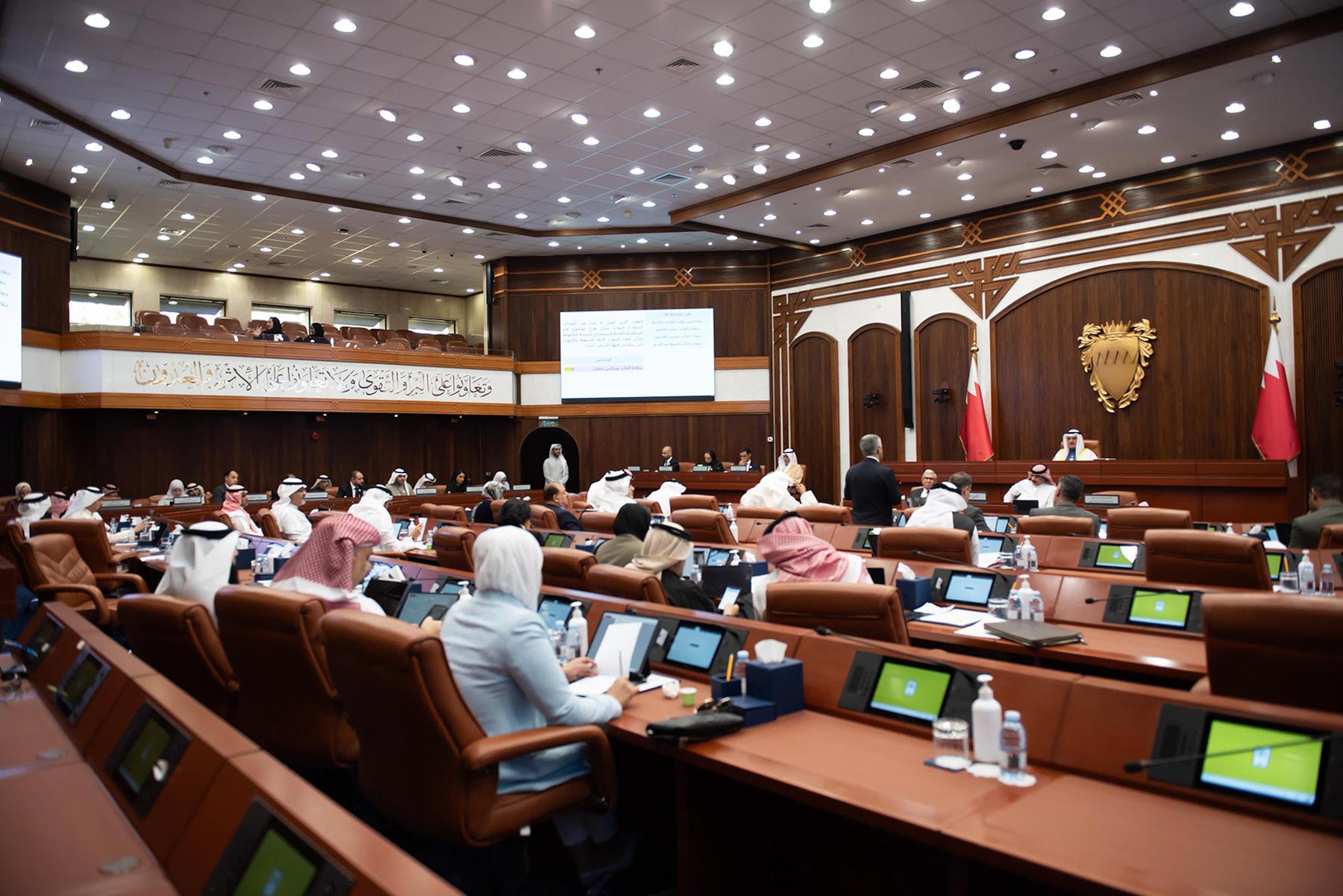 10 نواب يطلبون عقد جلسة استثنائية لمناقشة العدوان الإيراني على البحرين ...