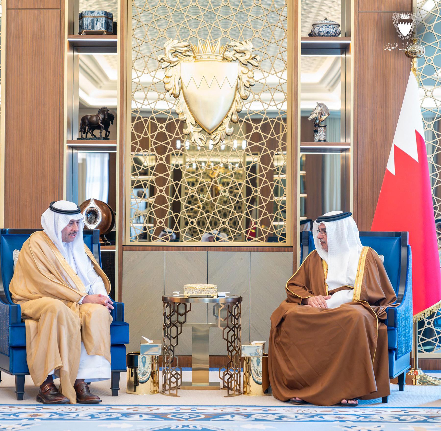 سمو ولي العهد رئيس مجلس الوزراء يستقبل سفير المملكة العربية السعودية لدى مملكة البحرين